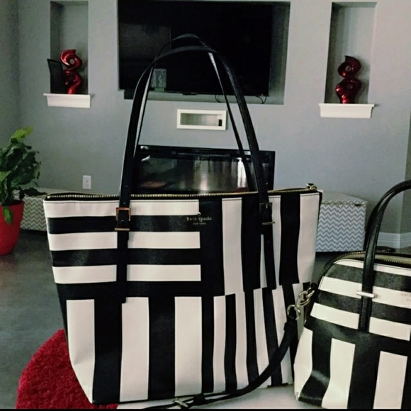 kate spade striped tote - Picture 2 of 8